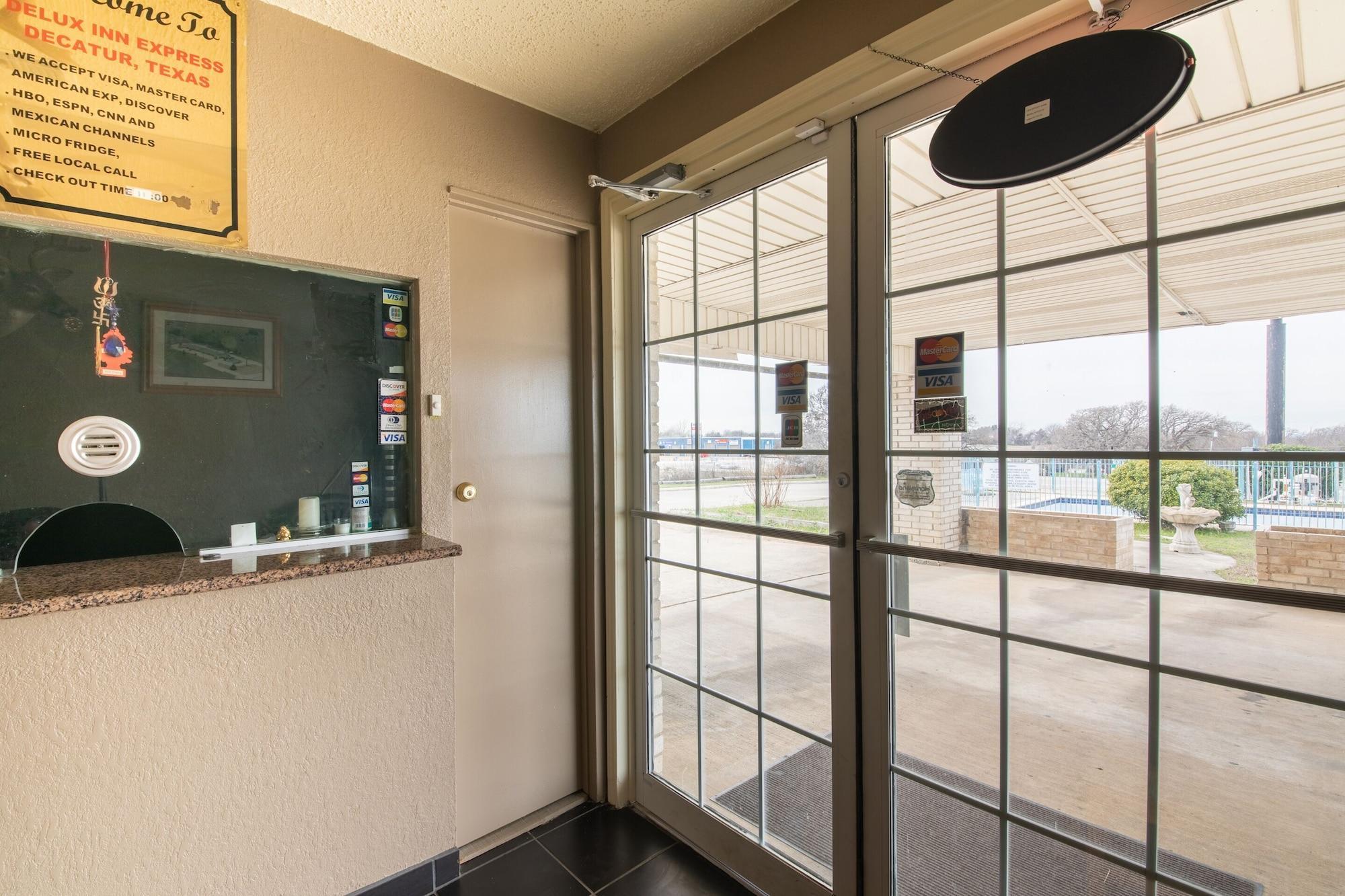 Oyo Hotel Decatur Tx Hwy 287 Northwest Εξωτερικό φωτογραφία