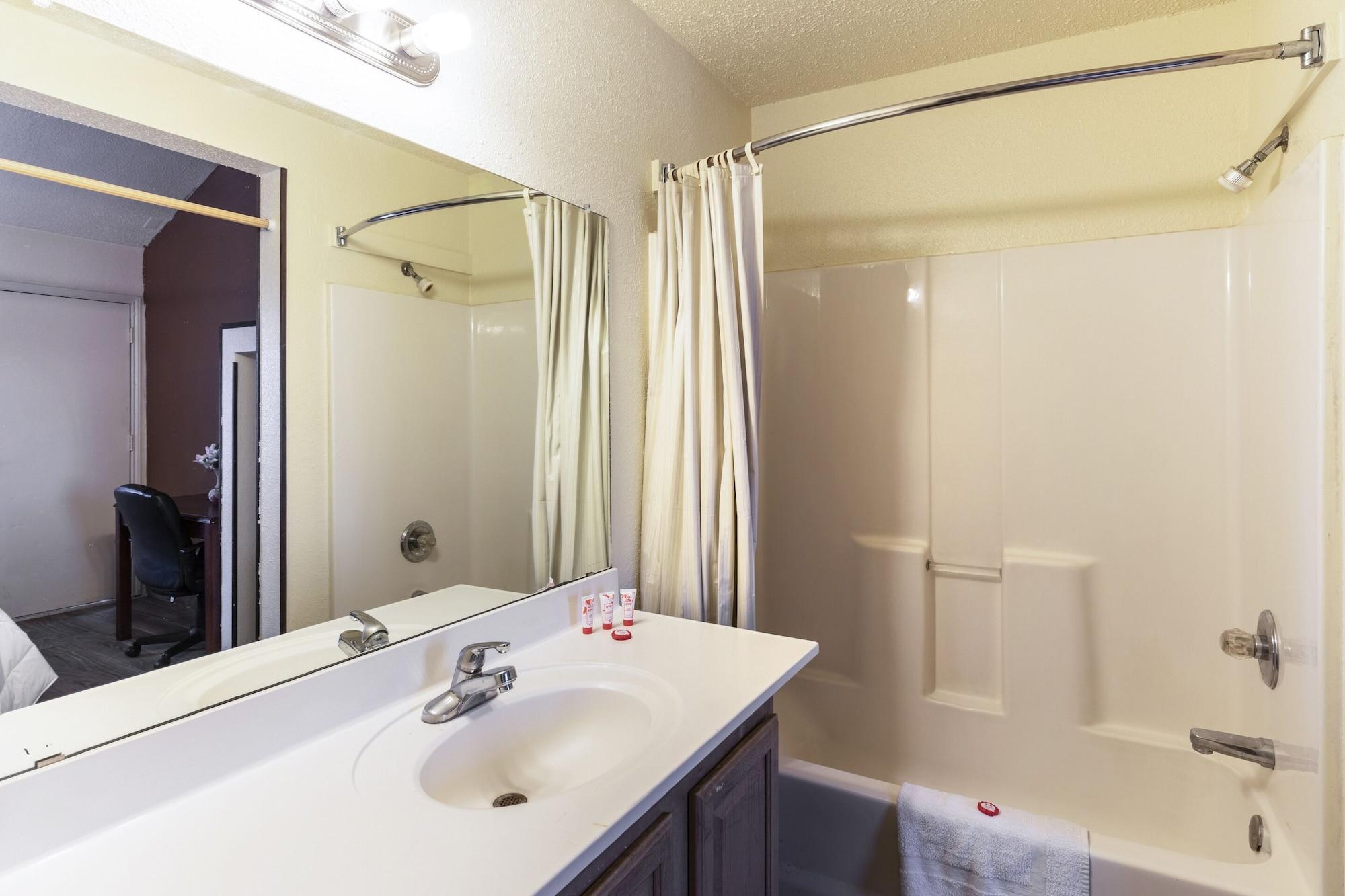 Oyo Hotel Decatur Tx Hwy 287 Northwest Εξωτερικό φωτογραφία