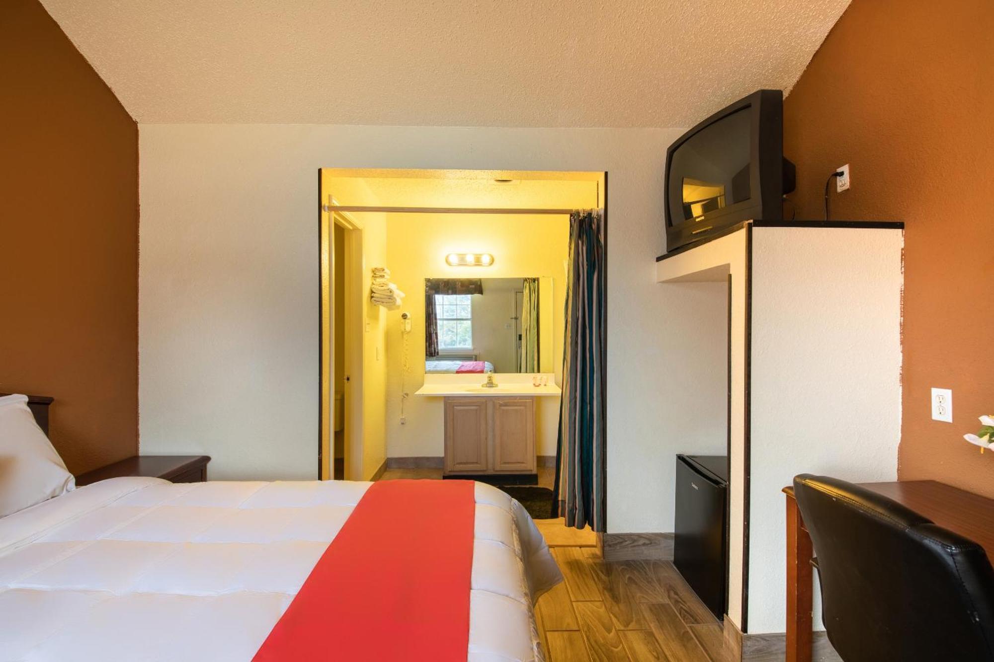 Oyo Hotel Decatur Tx Hwy 287 Northwest Εξωτερικό φωτογραφία