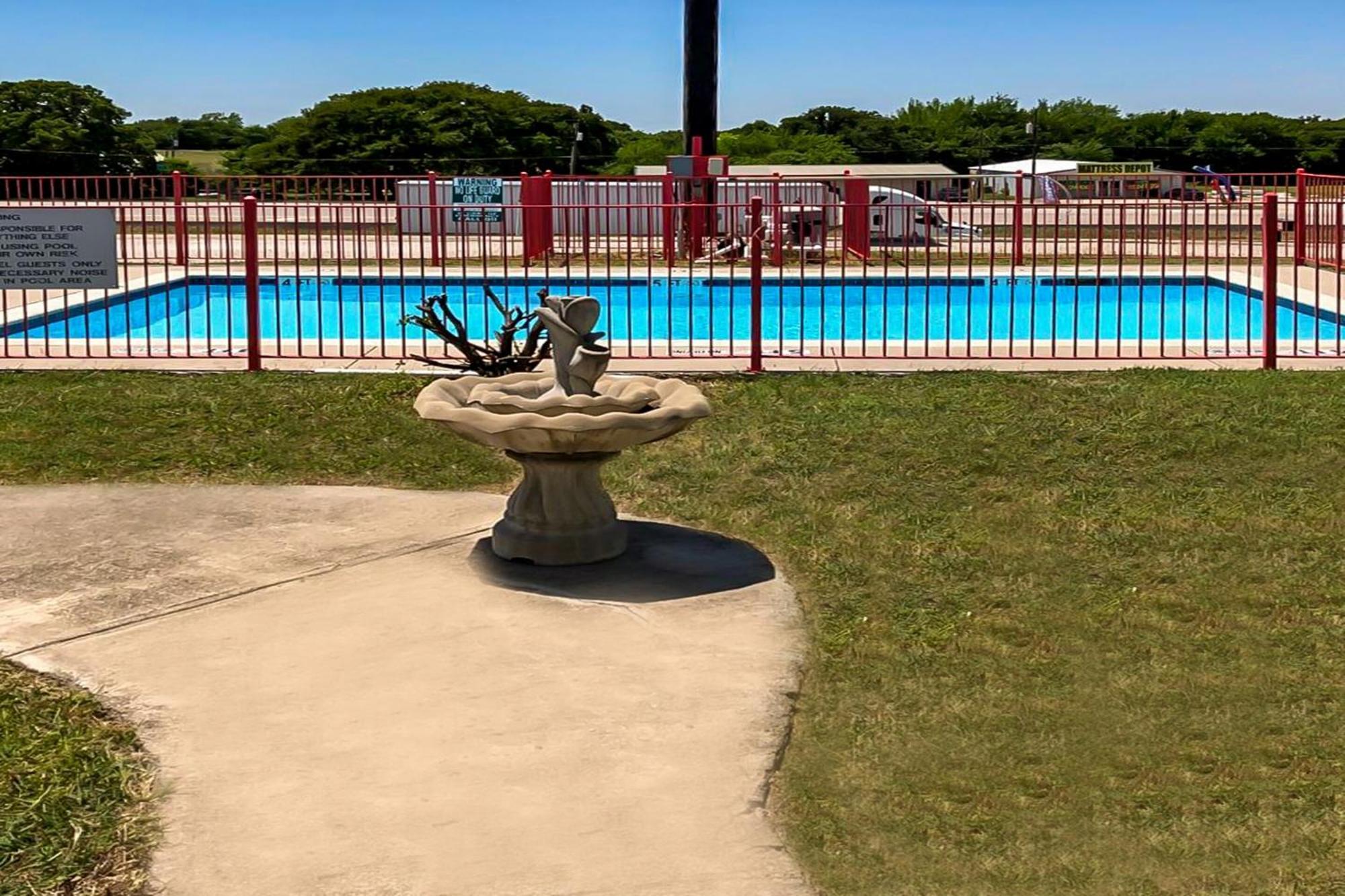 Oyo Hotel Decatur Tx Hwy 287 Northwest Εξωτερικό φωτογραφία